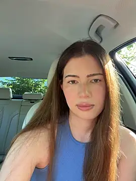 Snapshot of clairewntr chatting on May 26, 2026, 3:32 pm clairewntr online show from May 26, 2026, 3:32 pm