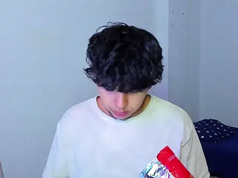 Snapshot of cody_johson chatting on December 23, 2025, 1:38 am cody johson online show from December 23, 2025, 1:38 am