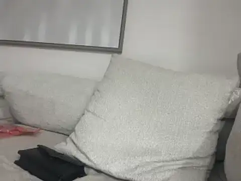 tbaexoxox online show from April 29, 2026, 3:32 am