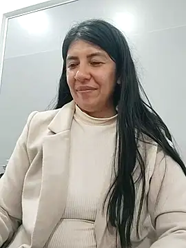 Snapshot of aisha_latina chatting on March 14, 2025, 5:13 pm aisha latina online show from March 14, 2025, 5:13 pm