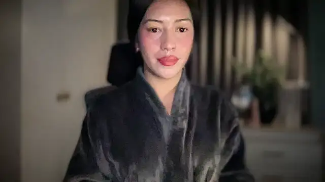 Jasmine Elcock online show from April 15, 2026, 8:09 am