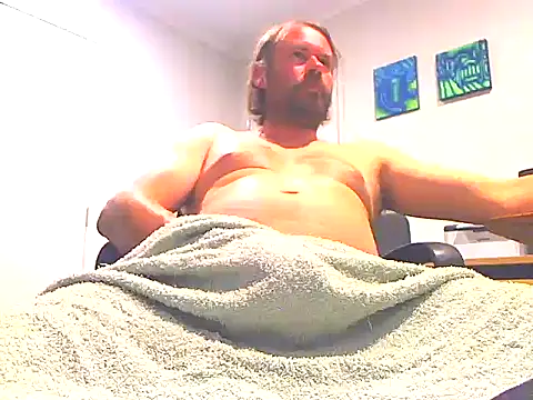 Snapshot of megaboy411 chatting on January 31, 2025, 10:20 am megaboy411 online show from January 31, 2025, 10:20 am