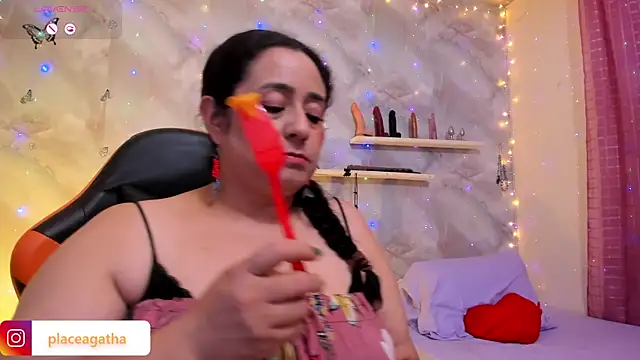 agathaxxx-69 online show from November 27, 2025, 7:25 pm