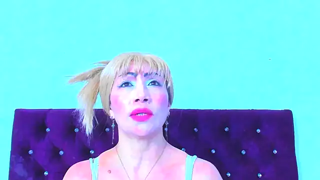 Snapshot of almabeckelt chatting on April 20, 2026, 9:49 pm almabeckelt online show from April 20, 2026, 9:49 pm