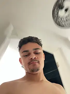 Yxngdiruss online show from August 2, 2026, 10:02 am