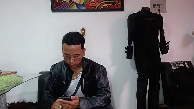 Black hot266 online show from January 10, 2026, 2:23 pm