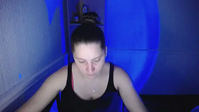 JosieJun  online show from October 27, 2025, 6:09 pm