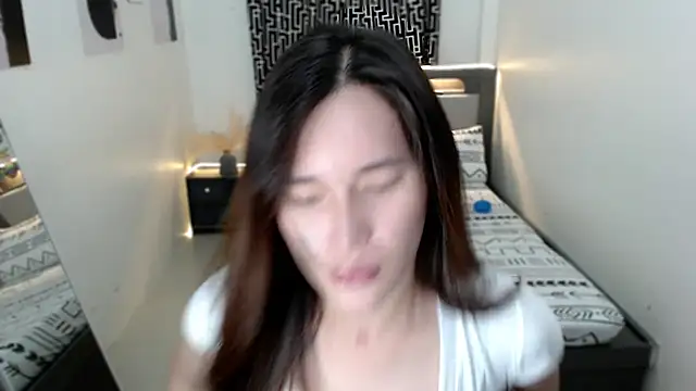 Snapshot of AmazingLuchie chatting on December 18, 2025, 6:07 am AmazingLuchie online show from December 18, 2025, 6:07 am