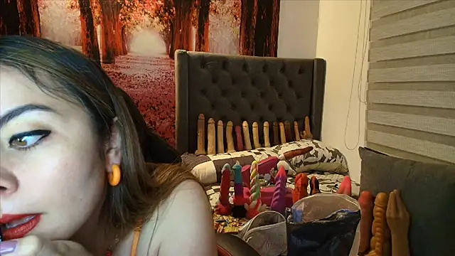 Snapshot of sofia23dirty chatting on February 27, 2026, 11:26 pm sofia23dirty online show from February 27, 2026, 11:26 pm