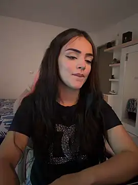 anniehart online show from April 7, 2026, 1:07 am