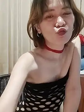 Snapshot of Little_suzy5 chatting on January 30, 2025, 7:48 pm Little suzy5 online show from January 30, 2025, 7:48 pm