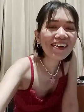 Snapshot of Little_suzy5 chatting on January 24, 2025, 7:39 pm Little suzy5 online show from January 24, 2025, 7:39 pm