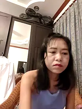 Little suzy5 online show from November 3, 2025, 7:17 pm