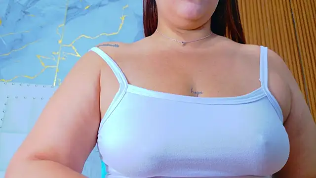 Snapshot of IrresistibleMilf chatting on September 26, 2025, 12:23 pm IrresistibleMilf online show from September 26, 2025, 12:23 pm