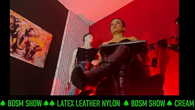 Snapshot of MistressSlut1 chatting on February 24, 2025, 11:10 am MistressSlut1 online show from February 24, 2025, 11:10 am