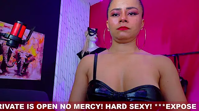 Snapshot of MistressSlut1 chatting on October 1, 2025, 11:14 am MistressSlut1 online show from October 1, 2025, 11:14 am