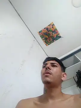 Snapshot of eu_poseison chatting on March 18, 2025, 5:01 pm eu poseison online show from March 18, 2025, 5:01 pm