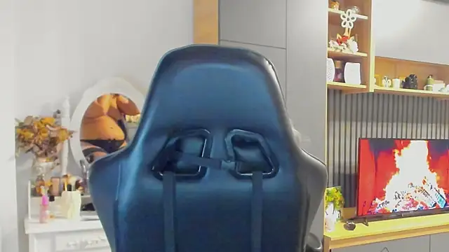 Claire95  online show from November 3, 2025, 4:43 pm