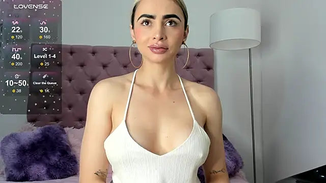 Snapshot of alissondomitt chatting on March 13, 2025, 2:33 pm alissondomitt online show from March 13, 2025, 2:33 pm