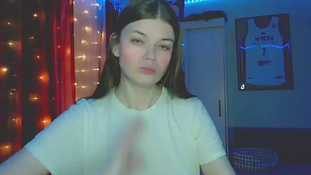 Snapshot of Klementa chatting on March 5, 2026, 6:59 pm Klementa online show from March 5, 2026, 6:59 pm