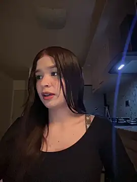 Snapshot of bella_parisi chatting on March 1, 2025, 6:13 am bella parisi online show from March 1, 2025, 6:13 am