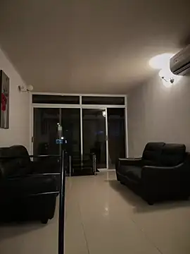 Snapshot of bella_parisi chatting on March 16, 2025, 5:47 am bella parisi online show from March 16, 2025, 5:47 am