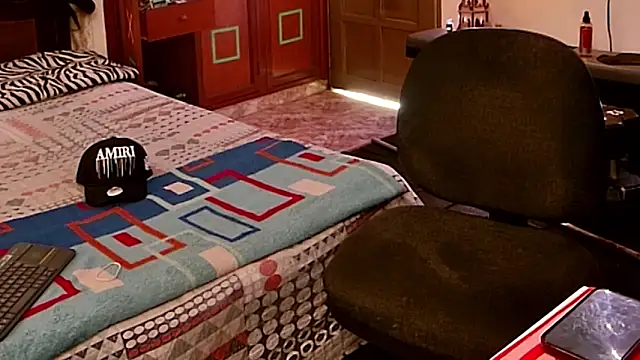 Snapshot of Jhon_wich chatting on March 7, 2025, 4:44 pm Jhon wich online show from March 7, 2025, 4:44 pm