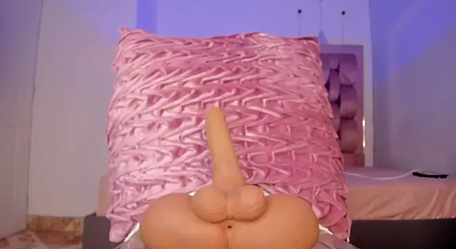 Snapshot of swt-booty chatting on February 17, 2025, 9:10 pm swt-booty online show from February 17, 2025, 9:10 pm