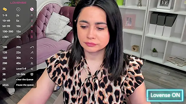 EmaBrownie online show from May 17, 2026, 7:03 pm