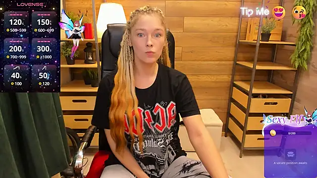 Snapshot of _fiona_Love chatting on January 21, 2025, 7:28 pm fiona Love online show from January 21, 2025, 7:28 pm