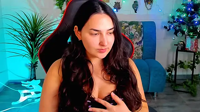 CeceliaJohnson online show from December 18, 2025, 8:08 am