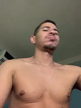 Snapshot of steven_clain chatting on February 22, 2025, 6:39 am steven clain online show from February 22, 2025, 6:39 am