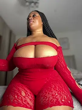 Snapshot of Hyra_Ari chatting on April 17, 2026, 4:04 am Hyra Ari online show from April 17, 2026, 4:04 am