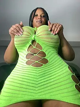 Snapshot of Hyra_Ari chatting on March 13, 2026, 3:55 am Hyra Ari online show from March 13, 2026, 3:55 am