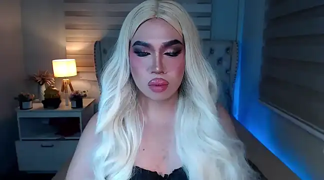 RebecaNextToYou online show from February 12, 2025, 5:37 pm