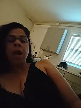 Snapshot of Susannemilf chatting on October 27, 2025, 3:13 pm Susannemilf online show from October 27, 2025, 3:13 pm