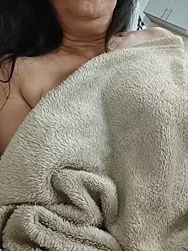 Snapshot of Susannemilf chatting on October 20, 2025, 10:49 am Susannemilf online show from October 20, 2025, 10:49 am