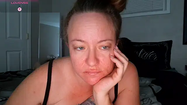 julimonroe online show from November 15, 2025, 12:20 pm