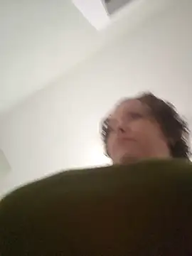 julimonroe online show from May 20, 2026, 4:48 pm