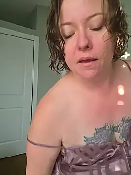 julimonroe online show from May 16, 2026, 12:26 pm