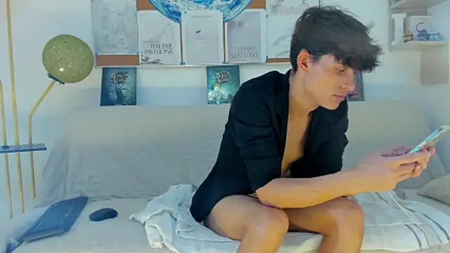 logan thomas online show from February 2, 2026, 6:51 pm