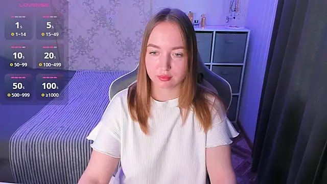 Snapshot of Shy_AnnaCutie chatting on May 21, 2026, 6:11 am Shy AnnaCutie online show from May 21, 2026, 6:11 am