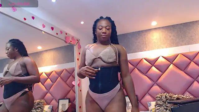 DanielaDuff online show from July 16, 2026, 1:41 pm