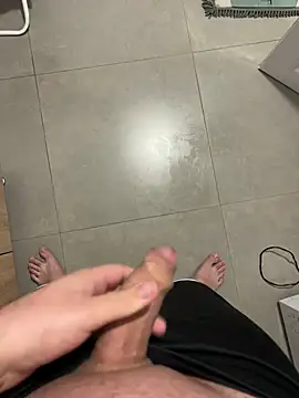 Vld121 online show from January 30, 2025, 7:37 pm