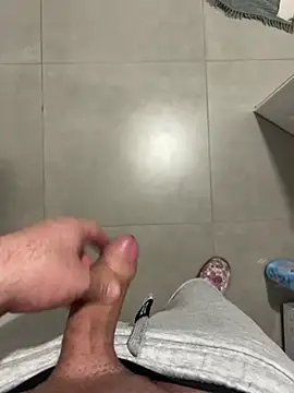 Vld121 online show from March 5, 2025, 8:00 pm