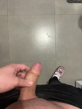 Vld121 online show from February 24, 2025, 7:41 pm