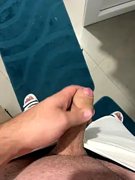 Vld121 online show from October 9, 2025, 7:03 pm