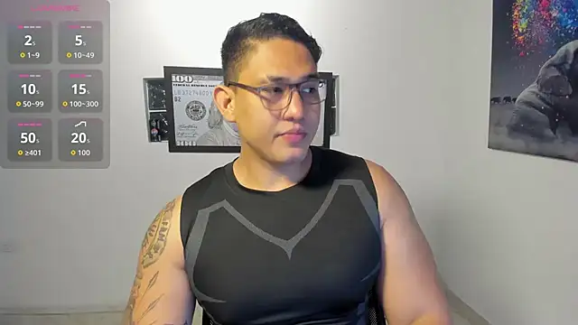 Snapshot of Colton_Massif chatting on November 28, 2025, 12:55 am Colton Massif online show from November 28, 2025, 12:55 am