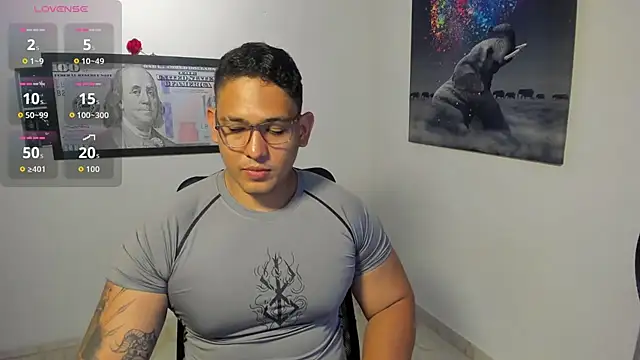 Snapshot of Colton_Massif chatting on November 18, 2025, 11:15 pm Colton Massif online show from November 18, 2025, 11:15 pm