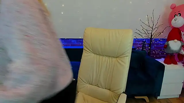 Anabell xxx online show from December 21, 2025, 6:37 am